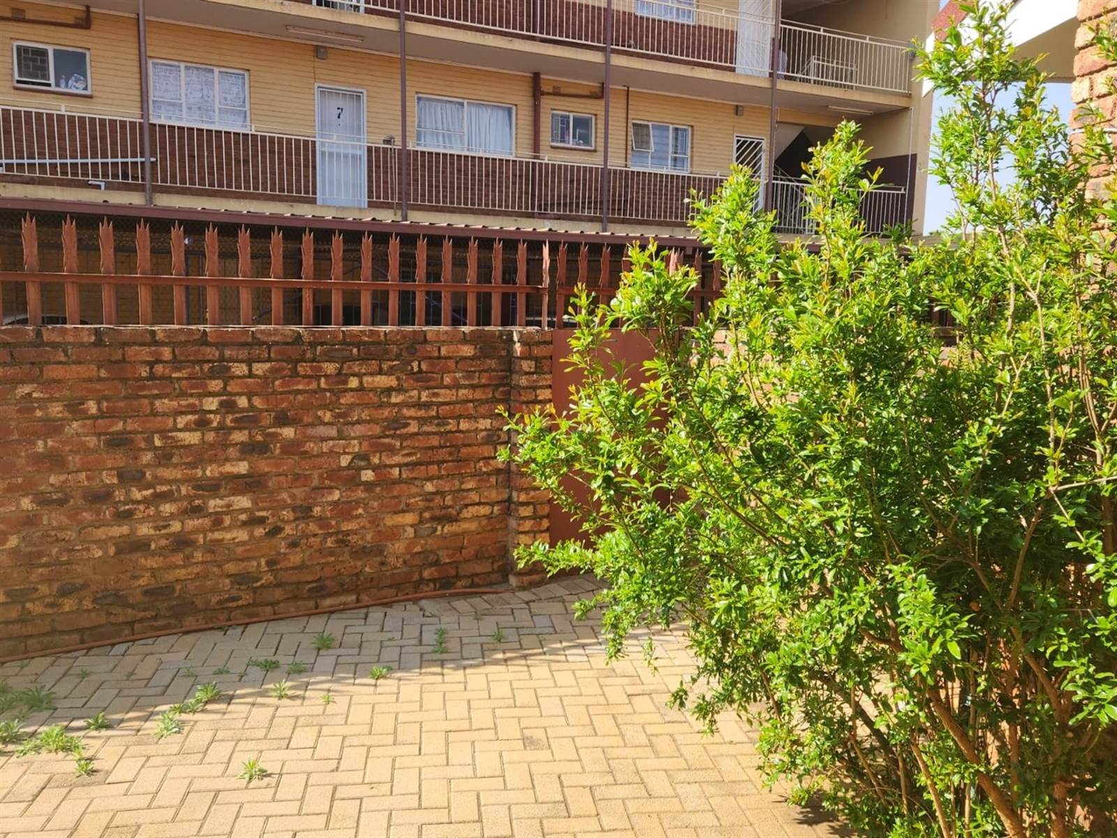 3 Bed Townhouse in Potchefstroom Central photo number 28