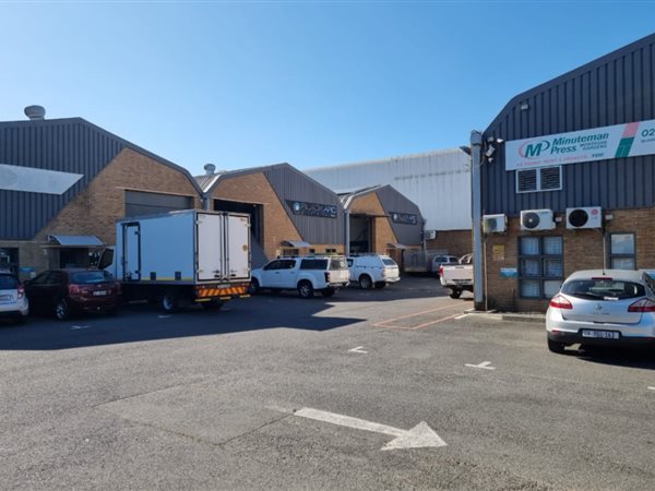 257  m² Industrial space