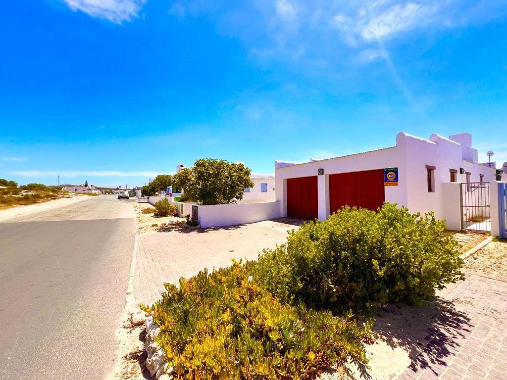 2 Bed House in Paternoster photo number 2
