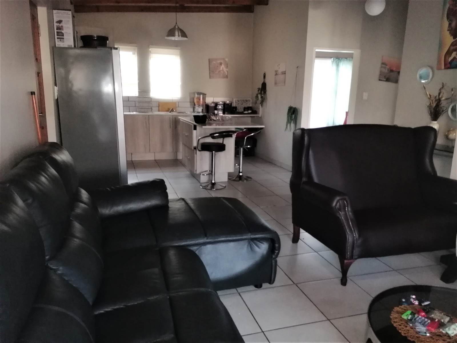 3 Bed Apartment in Waterkloof East photo number 8