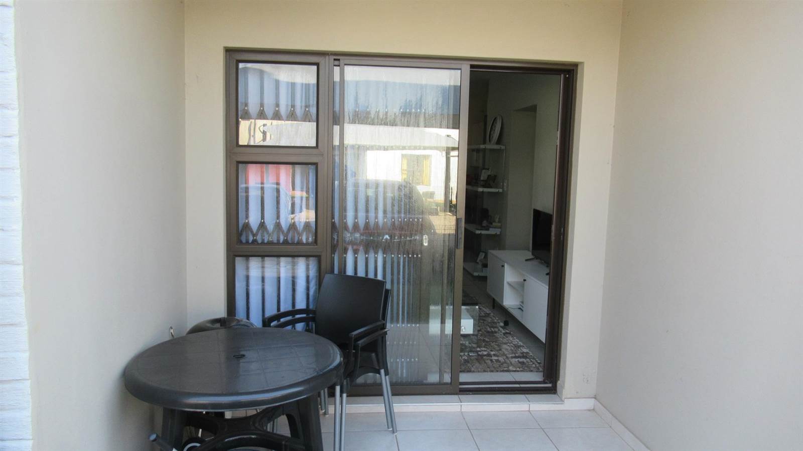 2 Bed Townhouse in Benoni AH photo number 10