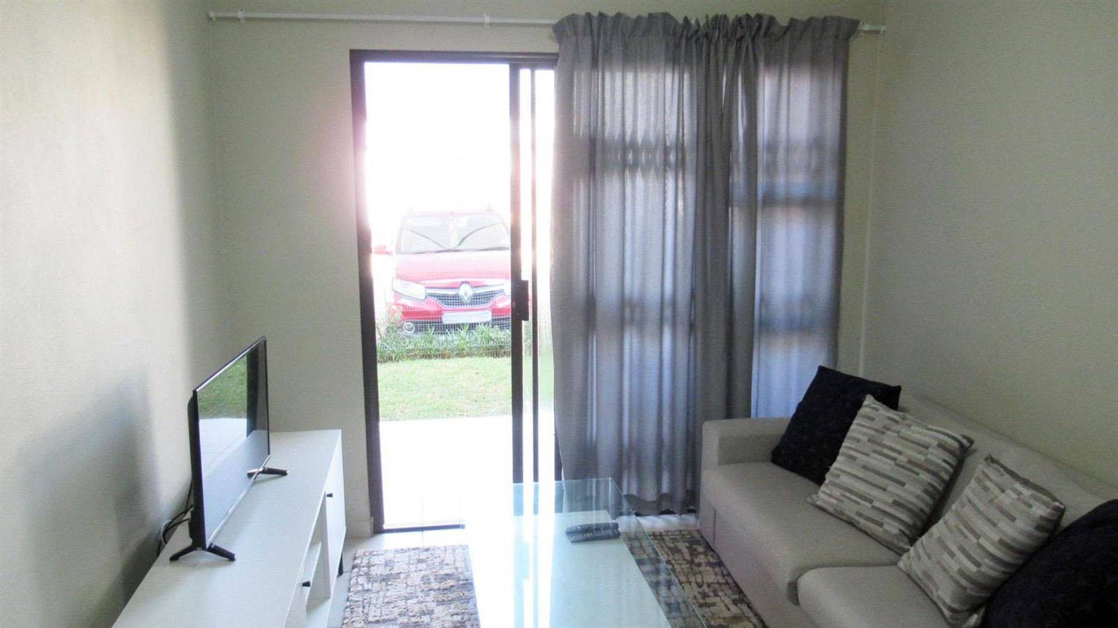 2 Bed Townhouse in Benoni AH photo number 8