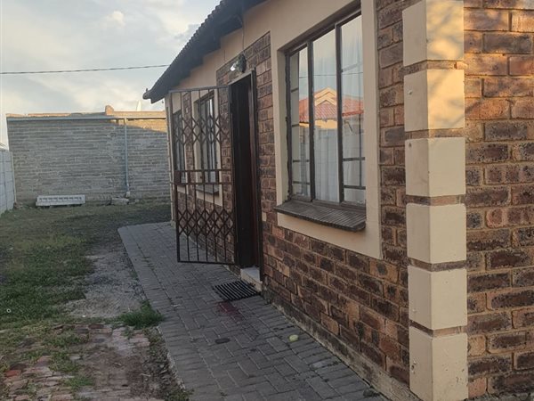 3 Bed House in Rustenburg Central