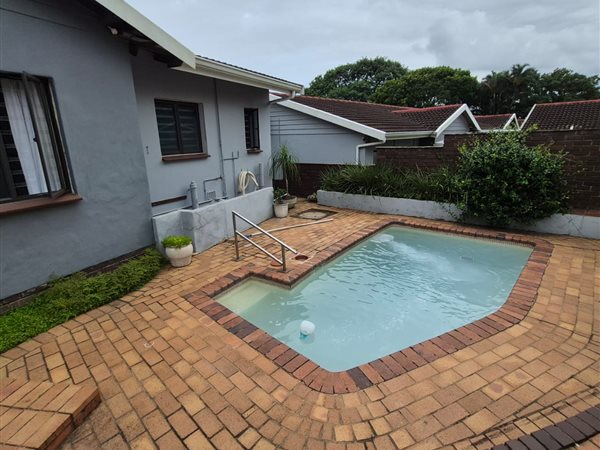 3 Bedroom Townhouse 3 Bedroom Townhouse