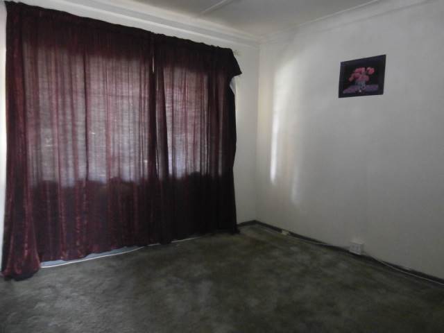 1 Bed Apartment in Linmeyer photo number 12