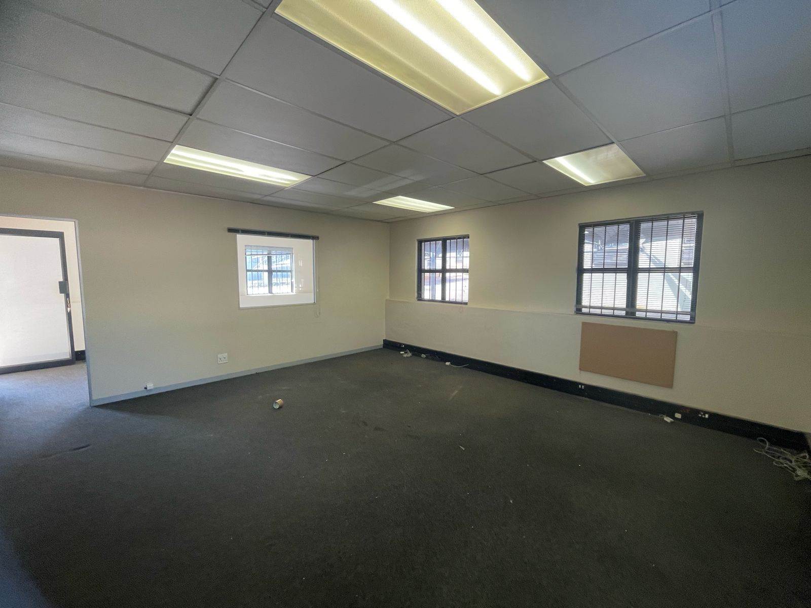 115  m² Commercial space in Ferndale photo number 20