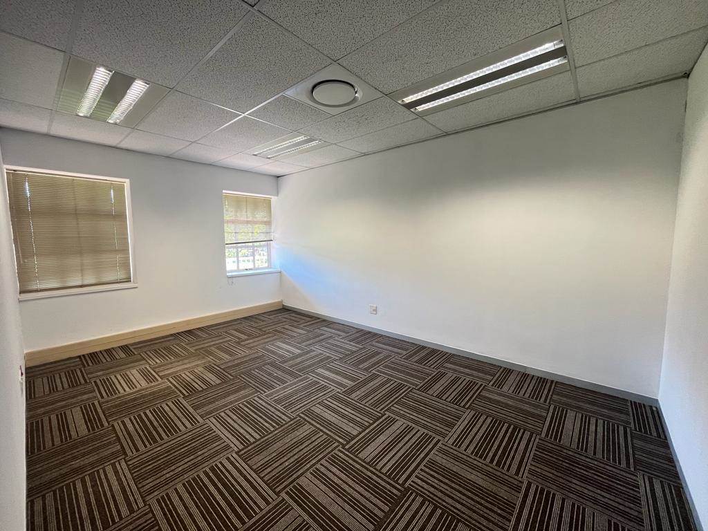 470  m² Commercial space in Bryanston photo number 17