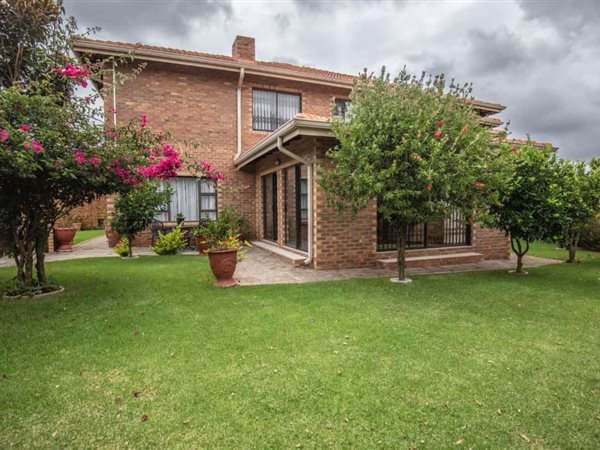 5 Bed House in Rayton