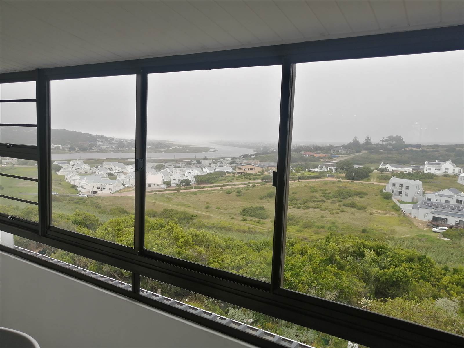 3 Bed Apartment in Stilbaai photo number 21