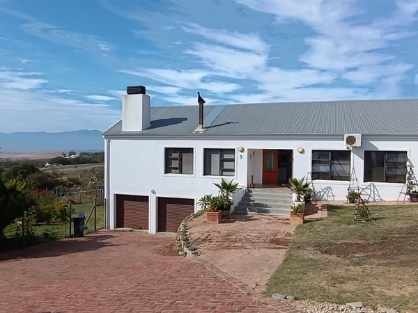 3 Bedroom House 3 Bedroom House