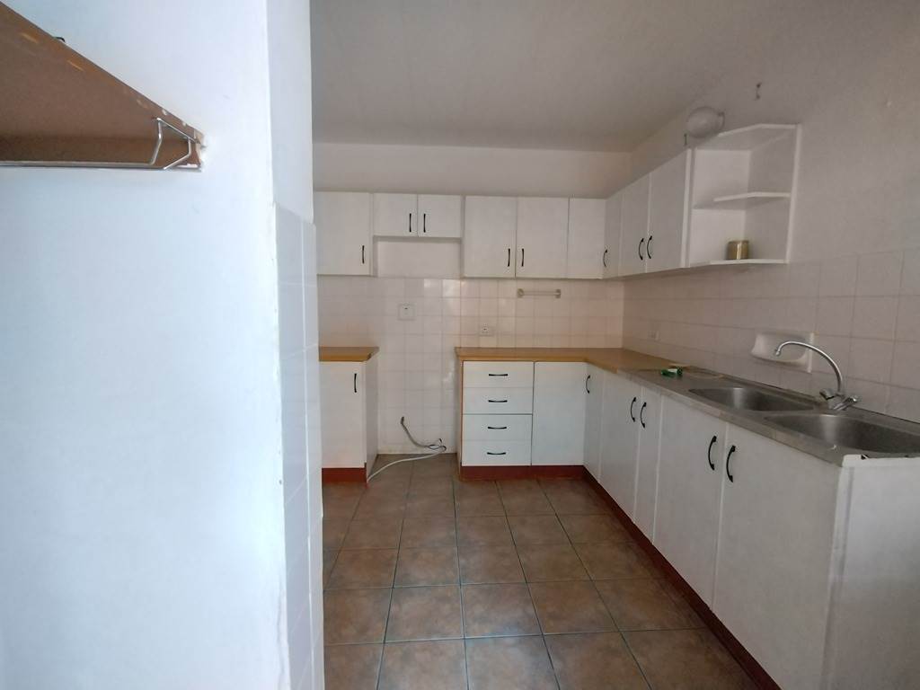 2 Bed Duplex in Howick photo number 4
