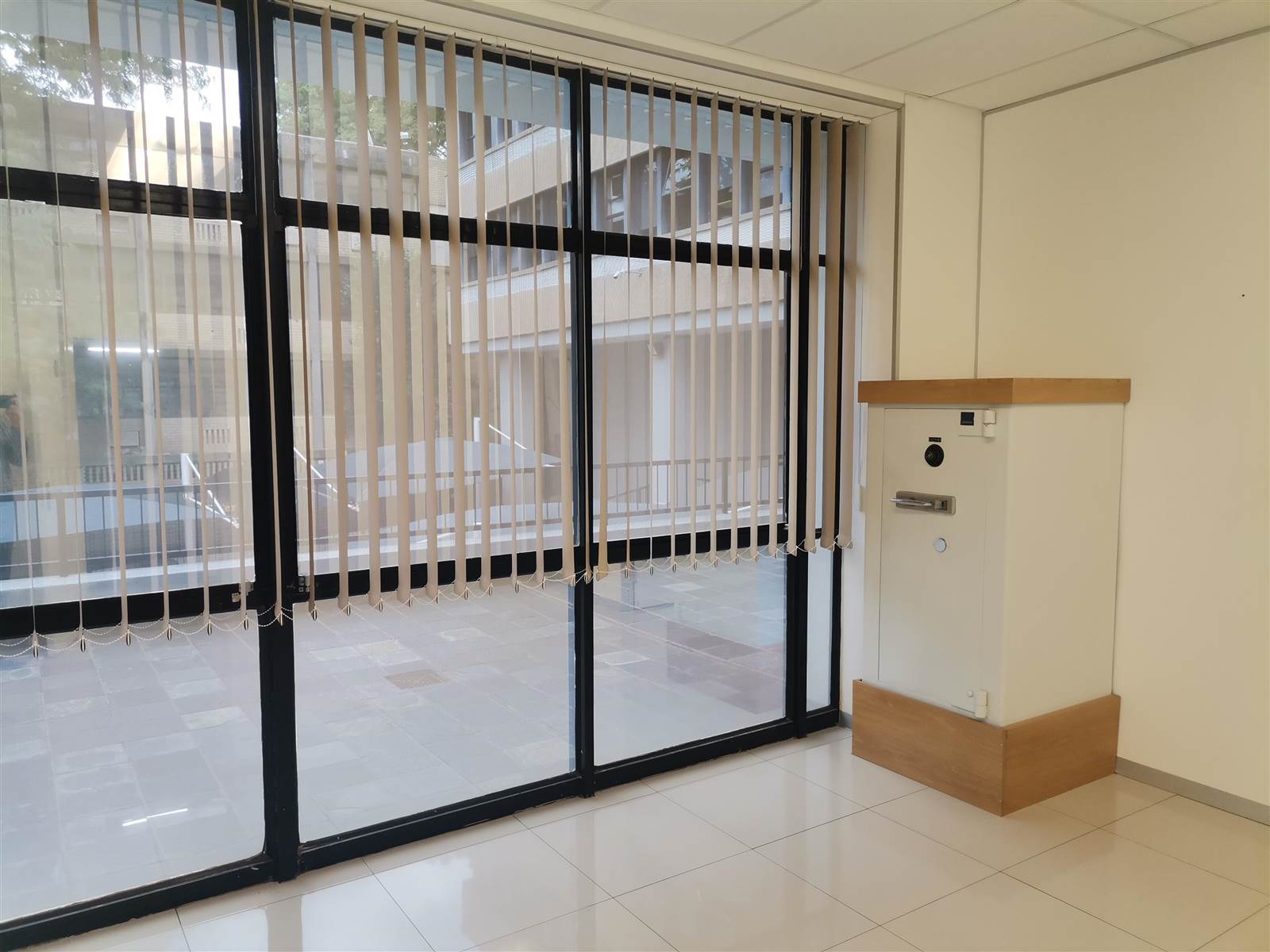 84  m² Commercial space in Rosebank photo number 8