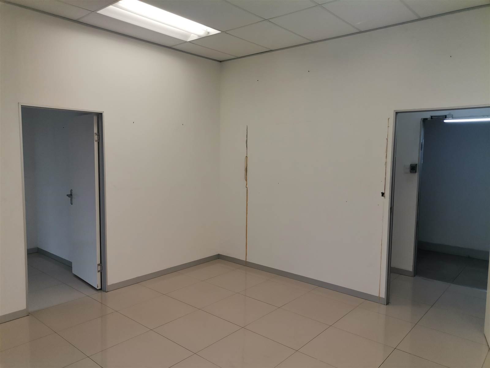 84  m² Commercial space in Rosebank photo number 9