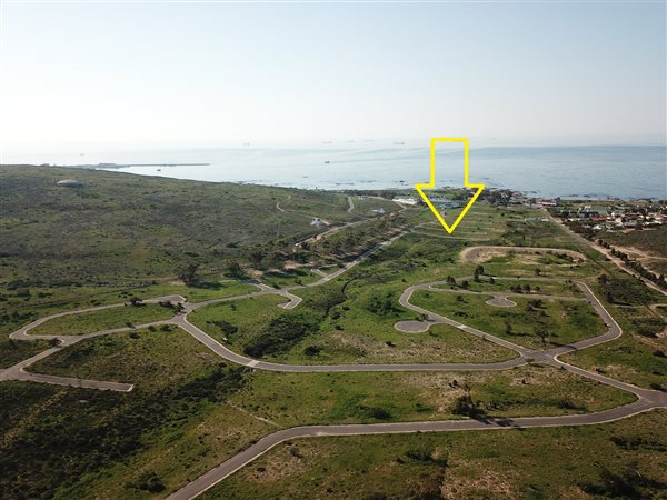 270 m² Land