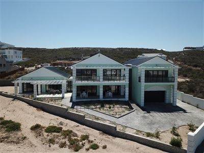 7 Bed House in Yzerfontein photo number 8