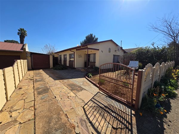 3 Bedroom House 3 Bedroom House