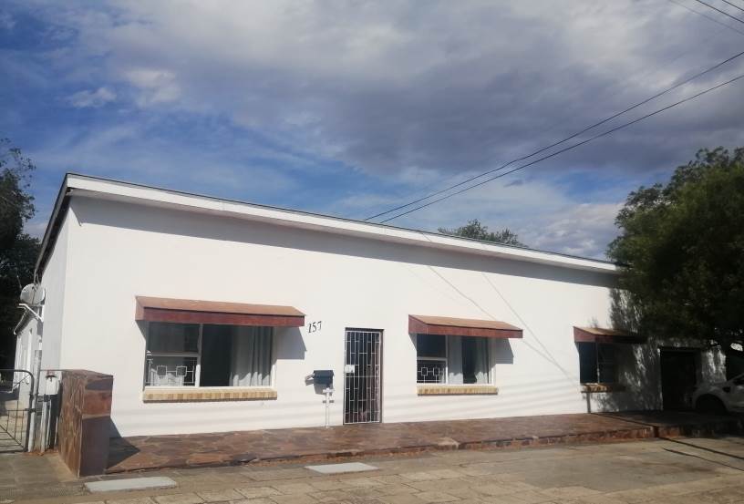 3 Bed House in Graaff Reinet photo number 1