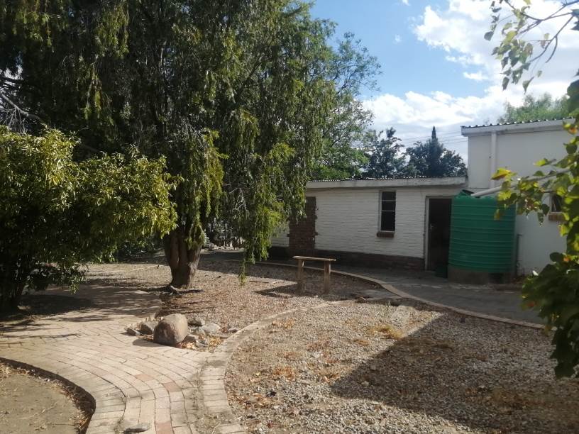 3 Bed House in Graaff Reinet photo number 22