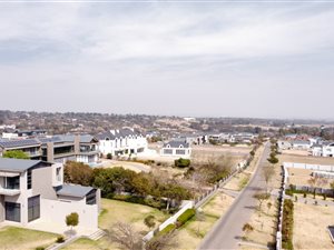 6012 m² Land available in Blue Hills Equestrian Estate