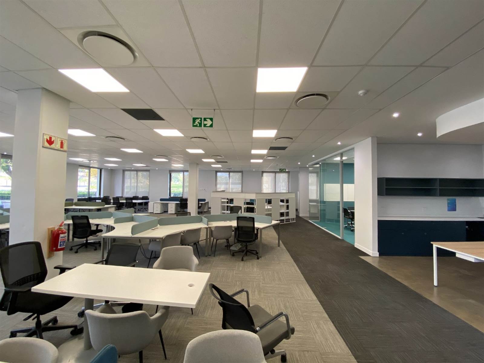 393  m² Office Space in Fourways photo number 13