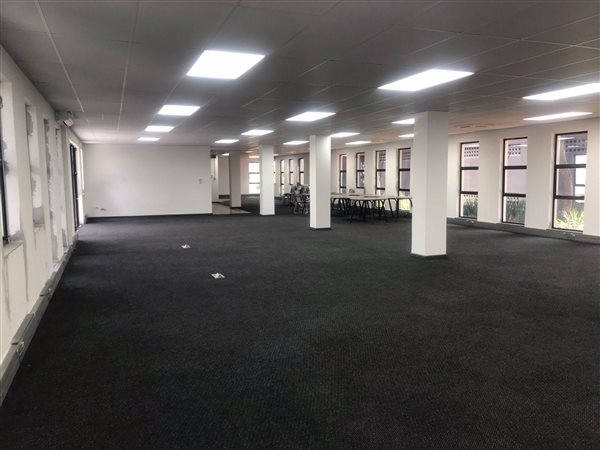 349  m² Commercial space in Hyde Park