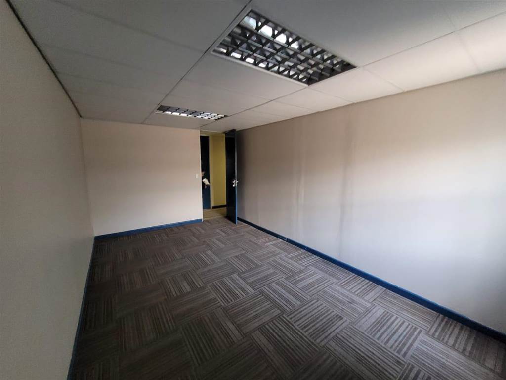 26  m² Commercial space in Kempton Park Central photo number 14