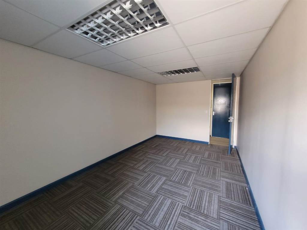 26  m² Commercial space in Kempton Park Central photo number 7