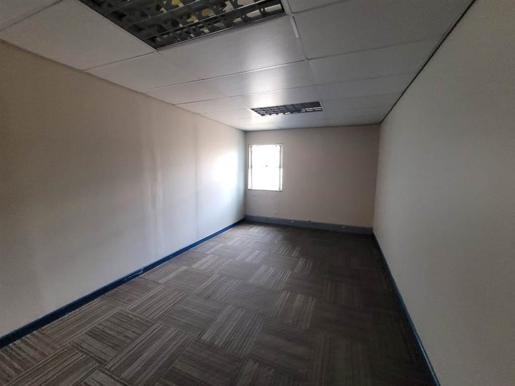 26  m² Commercial space in Kempton Park Central photo number 6