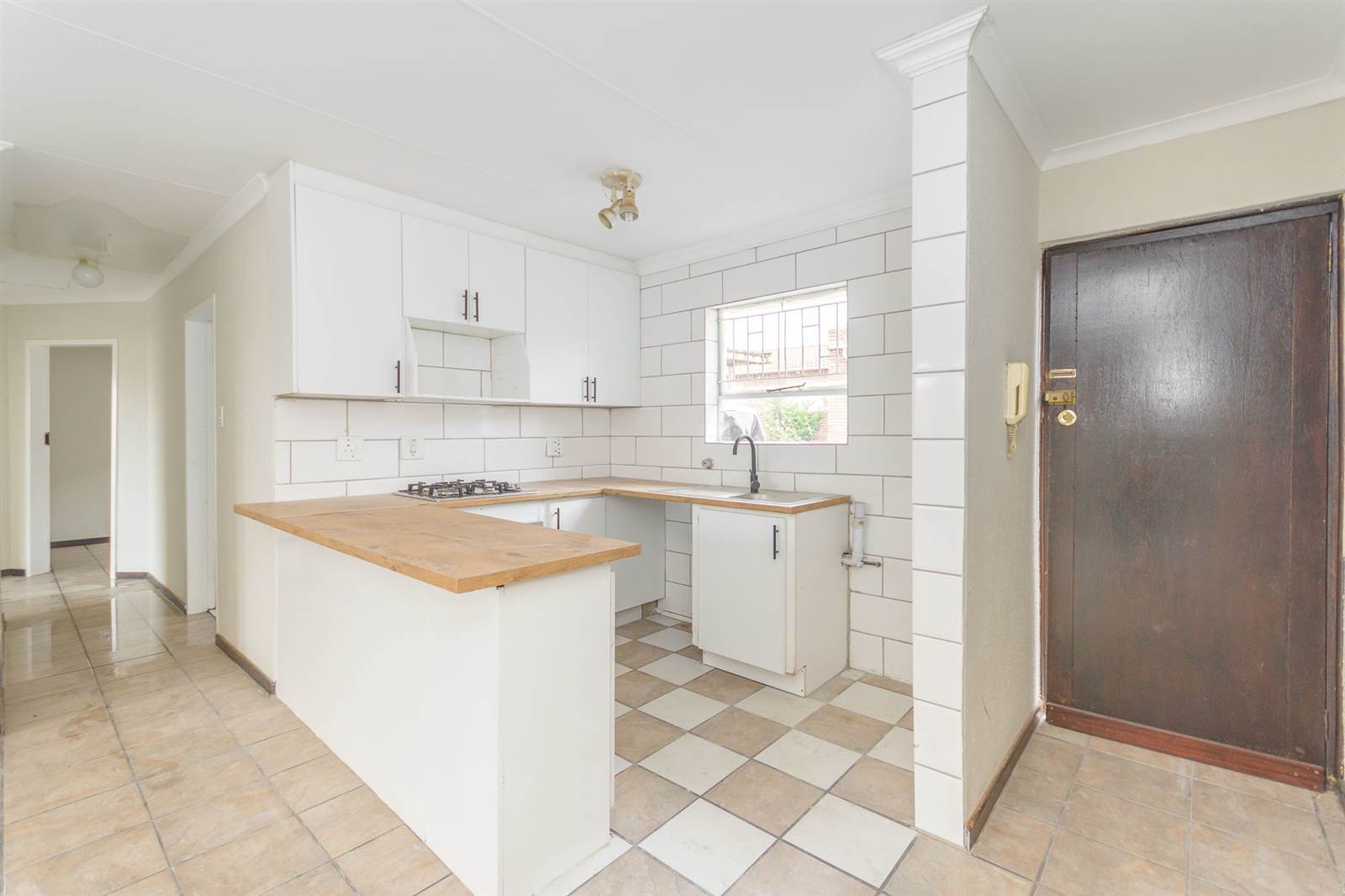 3 Bed Apartment in Terenure photo number 5
