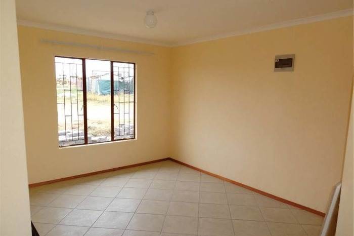 2 Bed House in Boksburg Central photo number 4