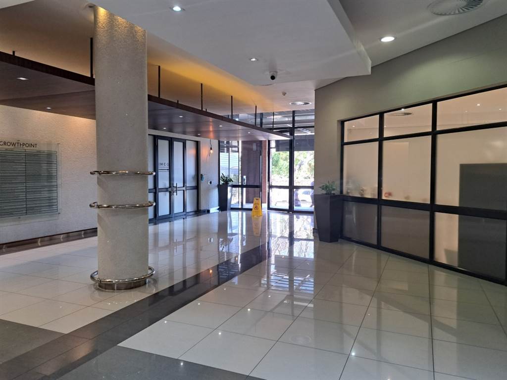 163  m² Office Space in Umhlanga Ridge photo number 2
