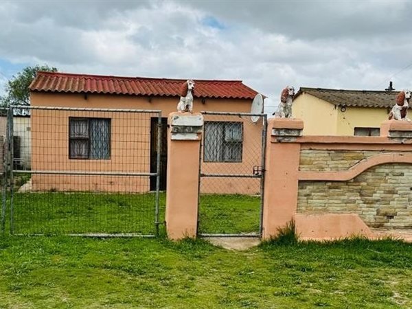2 Bedroom House 2 Bedroom House