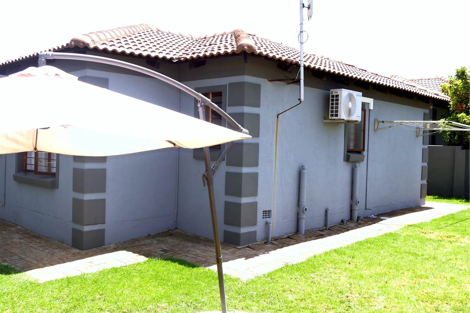 2 Bed House in Arundo Estate photo number 25