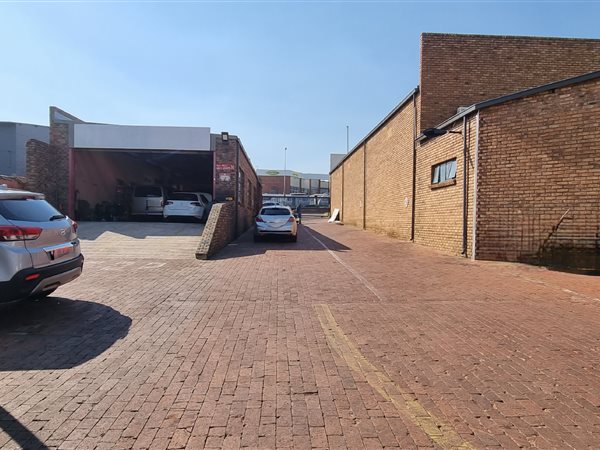 759 m² Commercial space 759 m² Commercial space