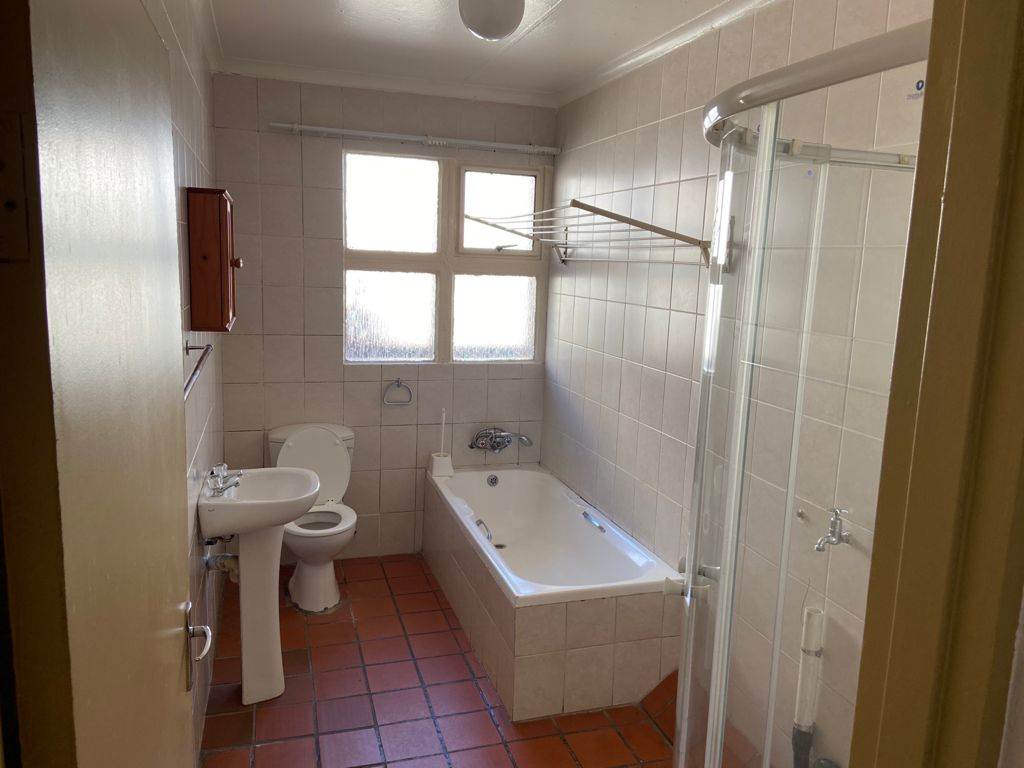 1 Bed Apartment in Piet Retief photo number 13