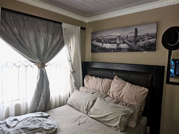 2 Bedroom House 2 Bedroom House