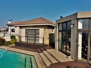 4 Bed House in Aqua Vista