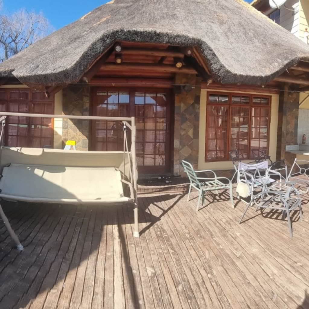 7 Bed House in Maselspoort photo number 2