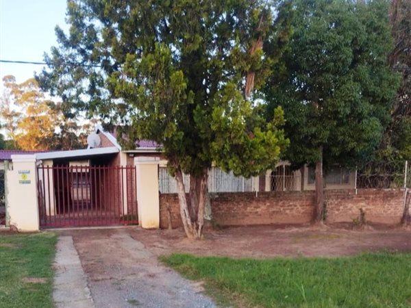 4 Bed House in Fort Beaufort