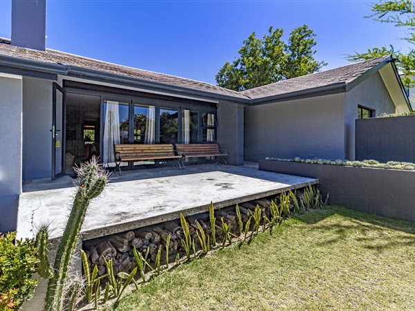 4 Bedroom House 4 Bedroom House