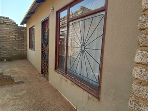 4 Bed House in Mabopane