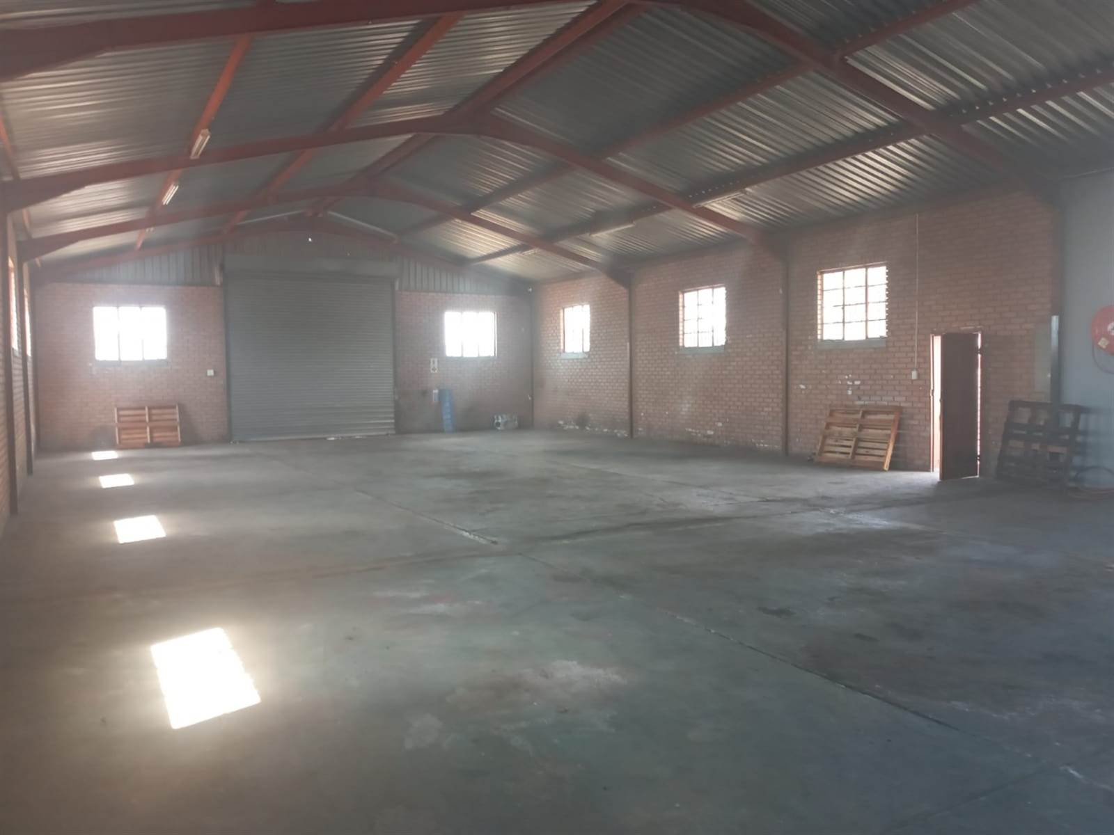 430  m² Commercial space in Ladanna photo number 6