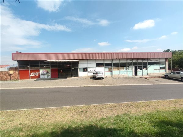 900 m² Commercial space 900 m² Commercial space
