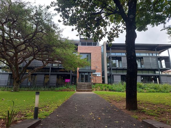 428  m² Commercial space in Bryanston