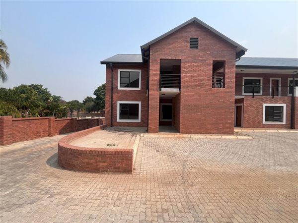 2 Bedroom Townhouse 2 Bedroom Townhouse