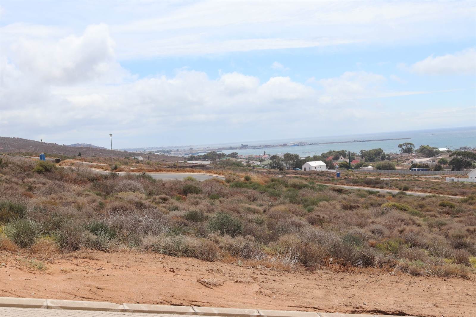 498 m² Land available in St Helena Views photo number 4