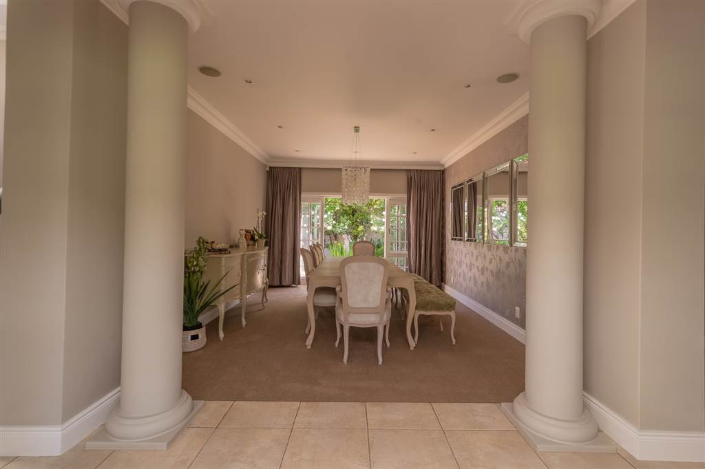 3 Bed House in Lonehill photo number 6