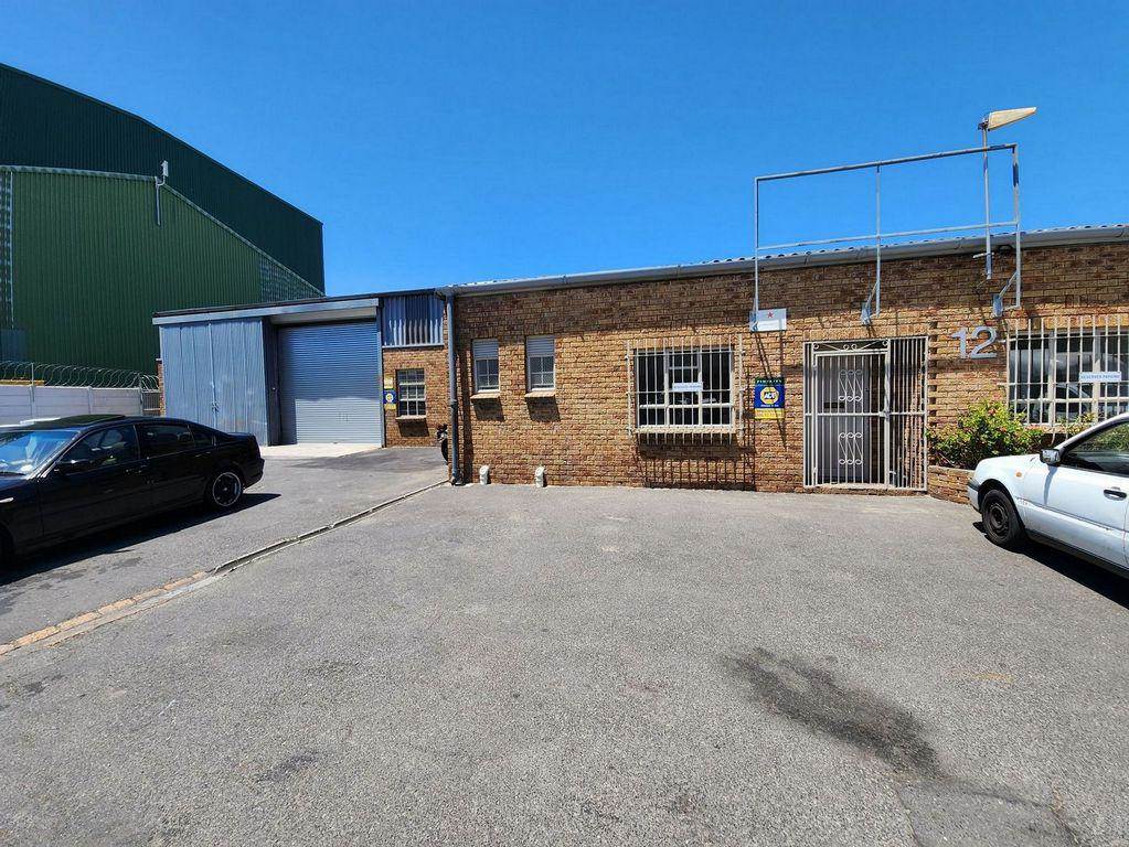 497  m² Industrial space in Triangle Farm photo number 1