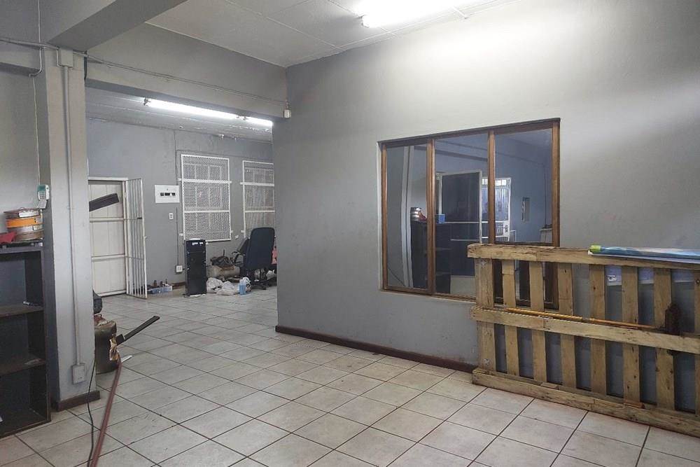 1350  m² Retail Space in Nelspruit Central photo number 19