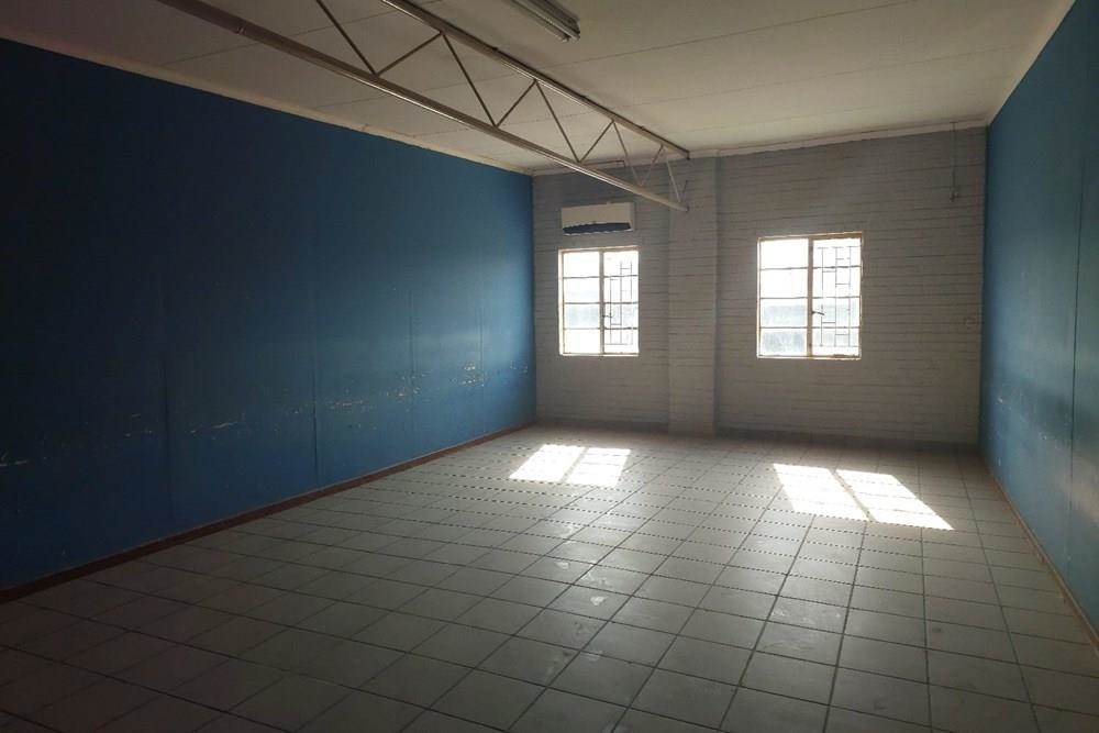 1350  m² Retail Space in Nelspruit Central photo number 4